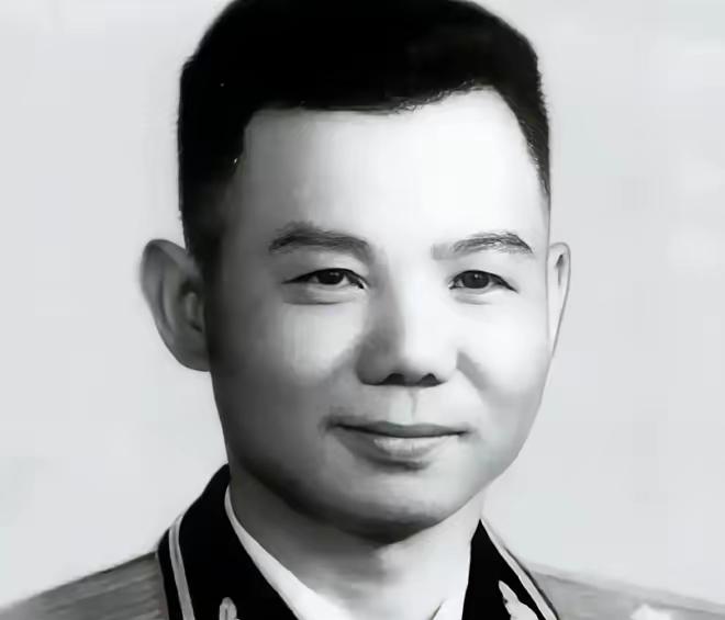 1947年，肖永银到宋埠清剿小保队，战斗结束清查战果时，他不禁皱起眉头：“宋埠有