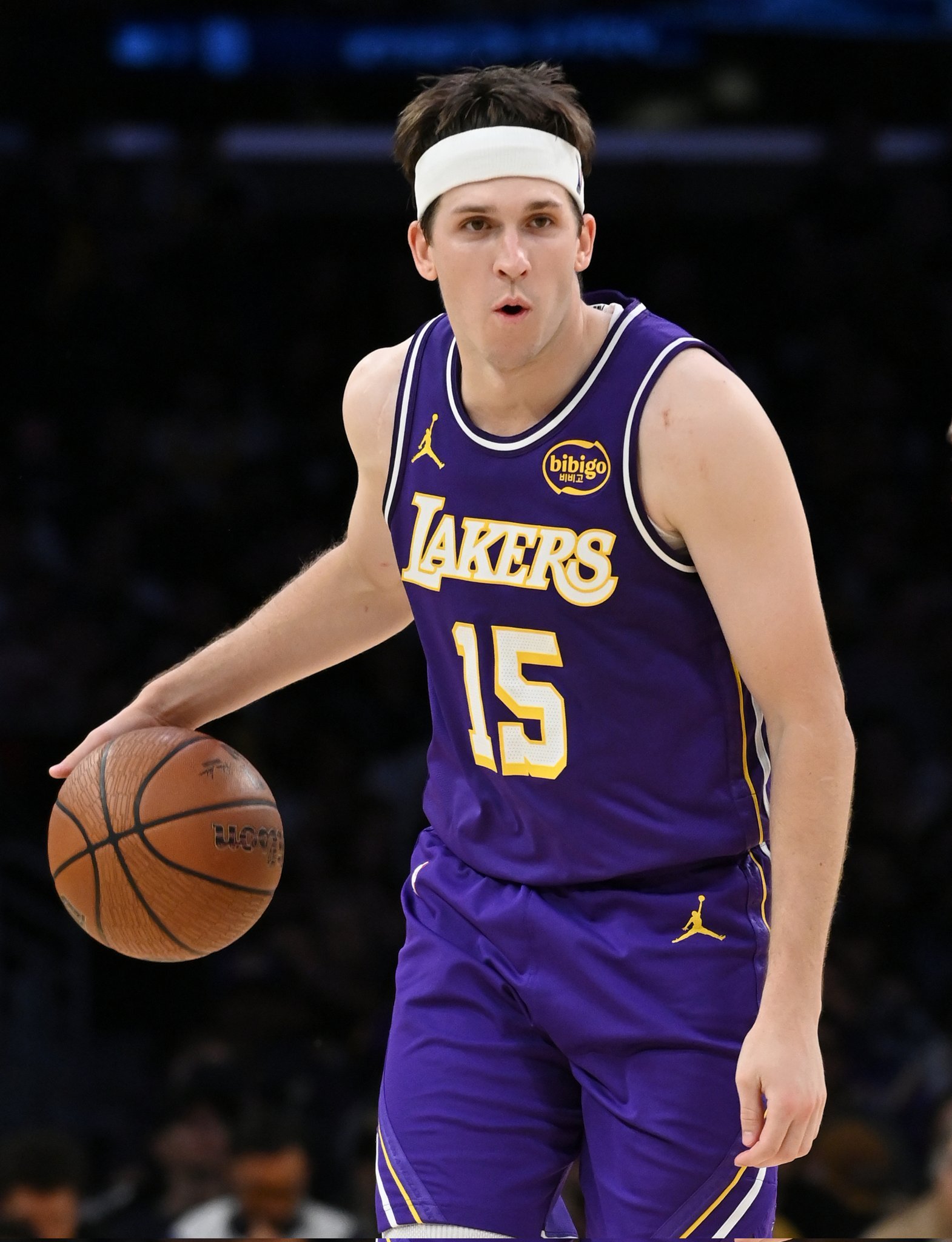 Shams：里夫斯左侧斜腹肌二级拉伤，将缺阵4-6周，他和东契奇预计都会错过季后