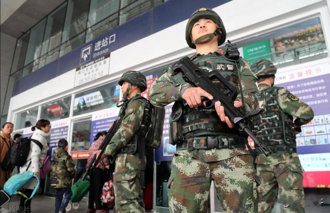 都说武警就是人民警察,其实大家对比有所误解,武警并不是人民警察,而中国人民解放军