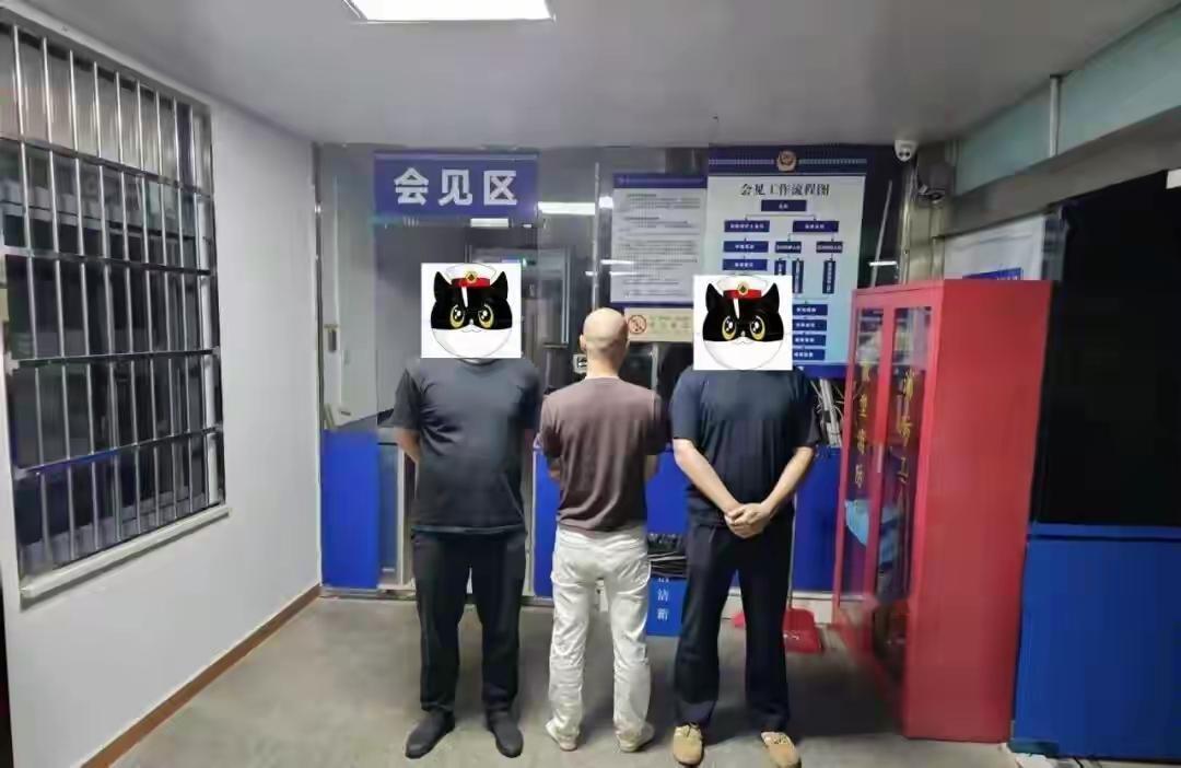 儿子结婚，父亲网上晒38万礼金，小偷根据视频定位凌晨下手，连箱子一起盗走