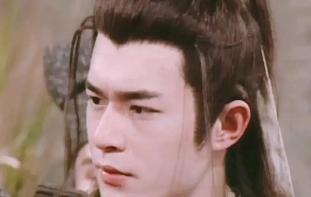 项少龙回来了，但这次，他可能不该回来。《寻秦记》电影版票房炸了，香港首周末破5