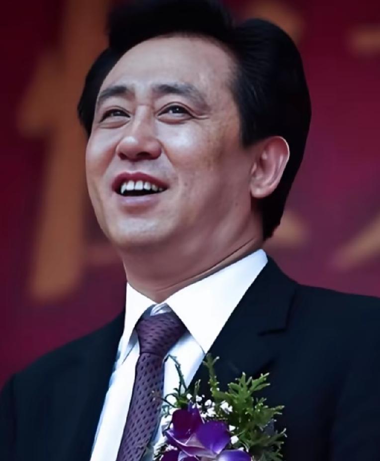 许家印父子三人全部获刑，两个高学历儿子，为何也没能躲过？许家印和前妻丁玉梅