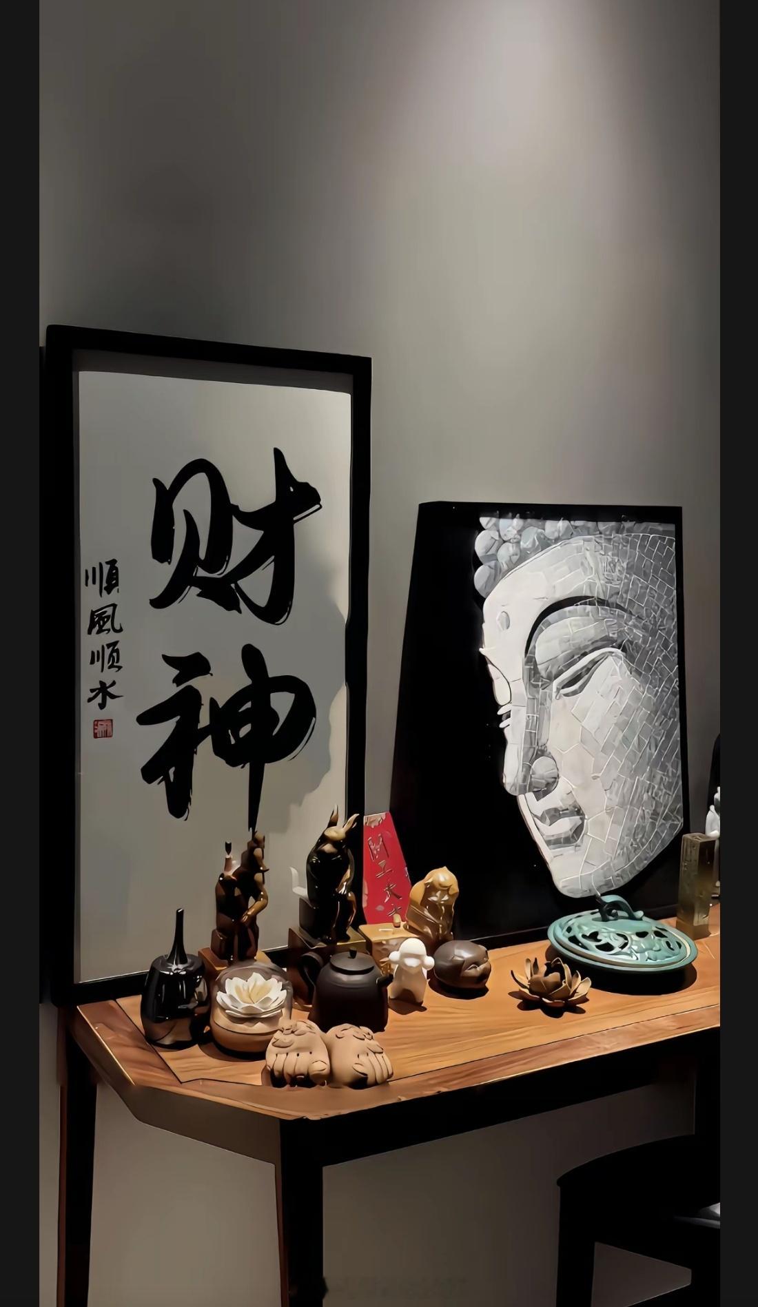 市场各板块核心个股梳理PCB板块连板标的：华塑控股（3板）、中京电子（2板）核心