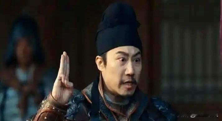 他砍下提携者的头颅，当上了丞相。何承训的生存逻辑很简单：背叛是唯一的硬通货。