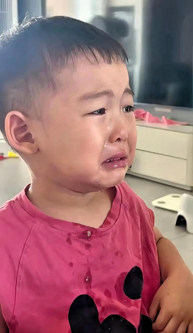 脸都不要了！福建一女子因不能生育，嫁给了带着5岁儿子的男子，6年后男子不幸去世