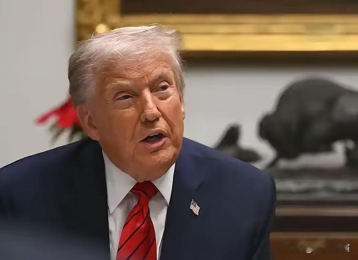 特朗普：不排除开战可能性。新华社华盛顿12月19日消息，美国媒体报道称，特朗