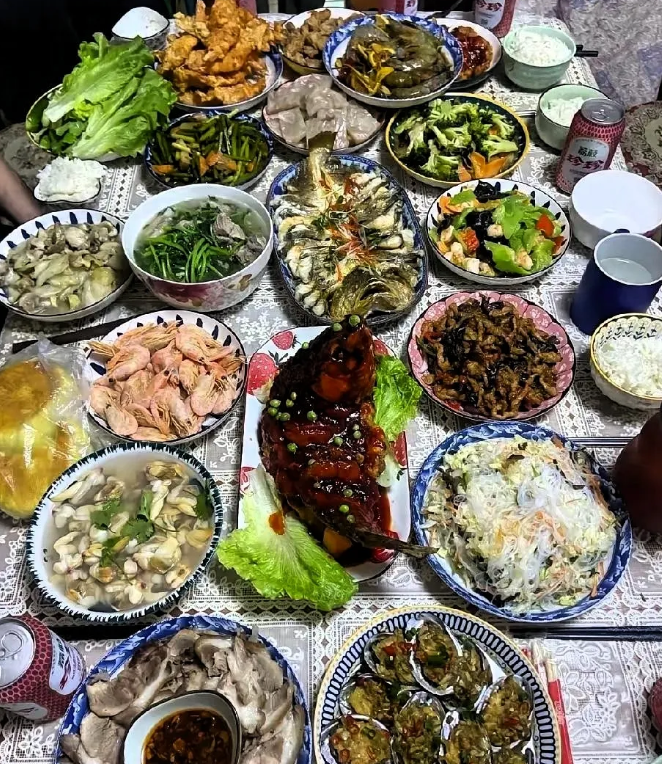 第一次到东北男朋友家吃饭，这一桌美食怎么样？重视我吗？