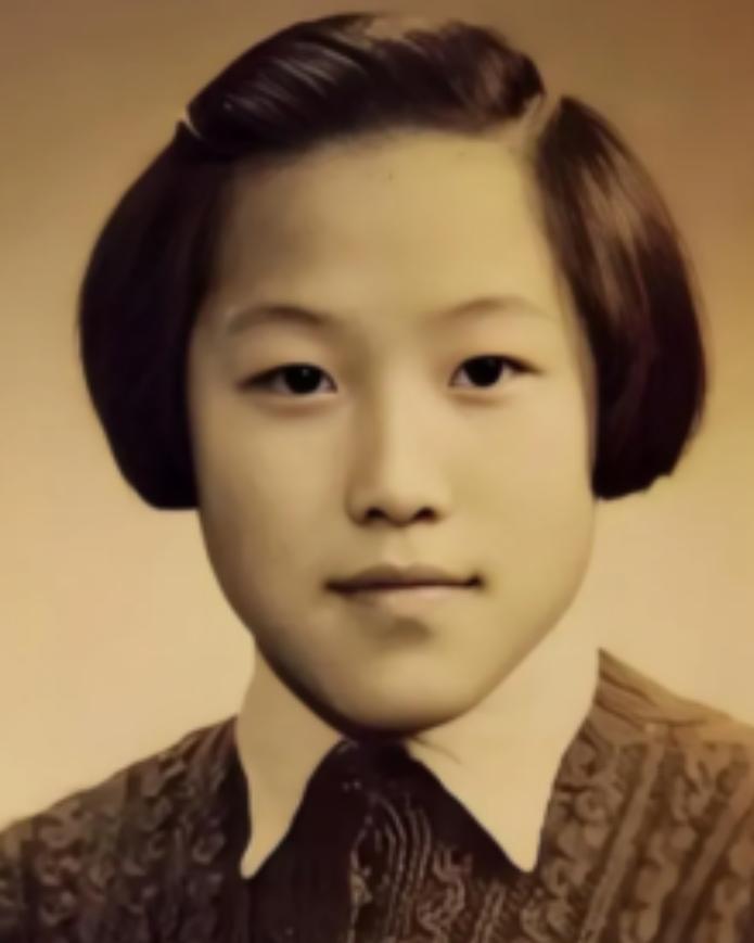 1971年，陕西一个老光棍图便宜，娶了小自己10岁又坐过牢房的女大学生，谁知，几