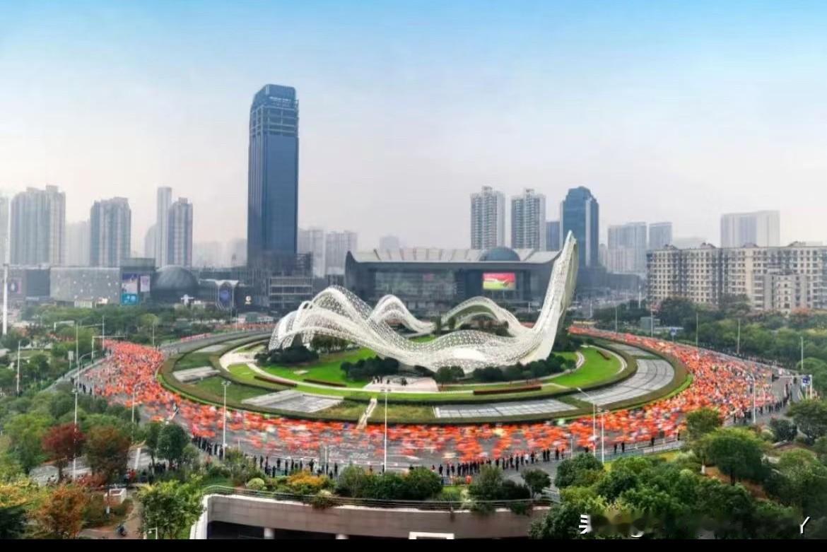 ‼️‼️DeepSeek评选出全国综合实力最强的10座城市！你绝对想不到！1️