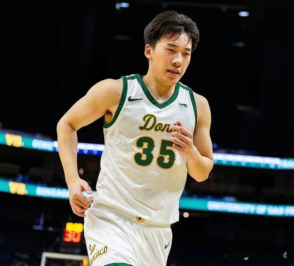 中国球员NCAA场均得分！目前王俊杰6.4分最高NCAA新赛季已经打了9轮，