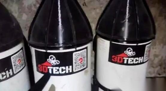 最打脸的不是丢了多少架无人机，而是俄军冲进那个地下室的时候，发现有些无人机的电池