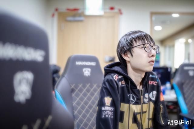 LOL: RNG老板回应和MLXG的纠纷, 与Uzi沟通回归一事, 坚持梦想