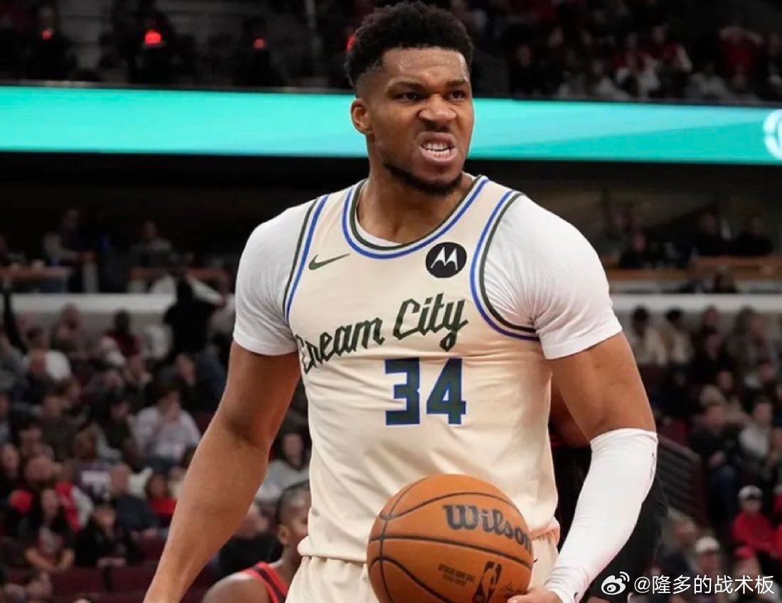 雄鹿队老板埃登斯表示，如果阿德托昆博今年夏天不签下那份4年2.75亿美元的续约合