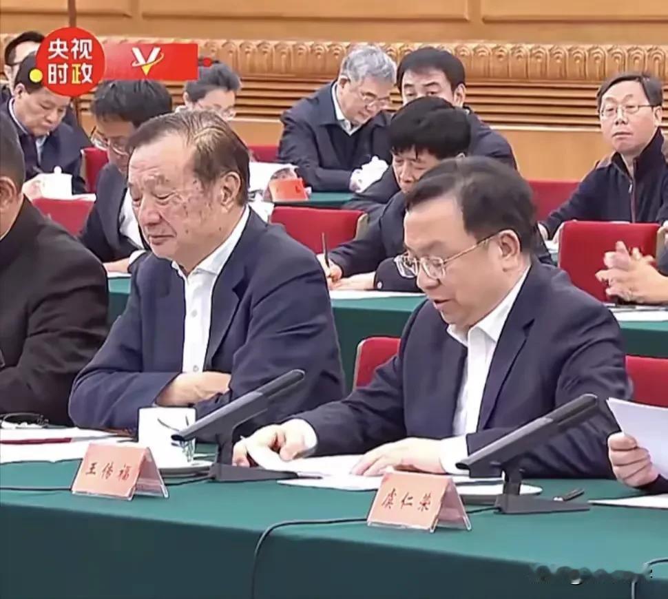 民营企业家座谈会任正非发言了，王传福也发言了，马云参加了没发言，房地产企业家则是