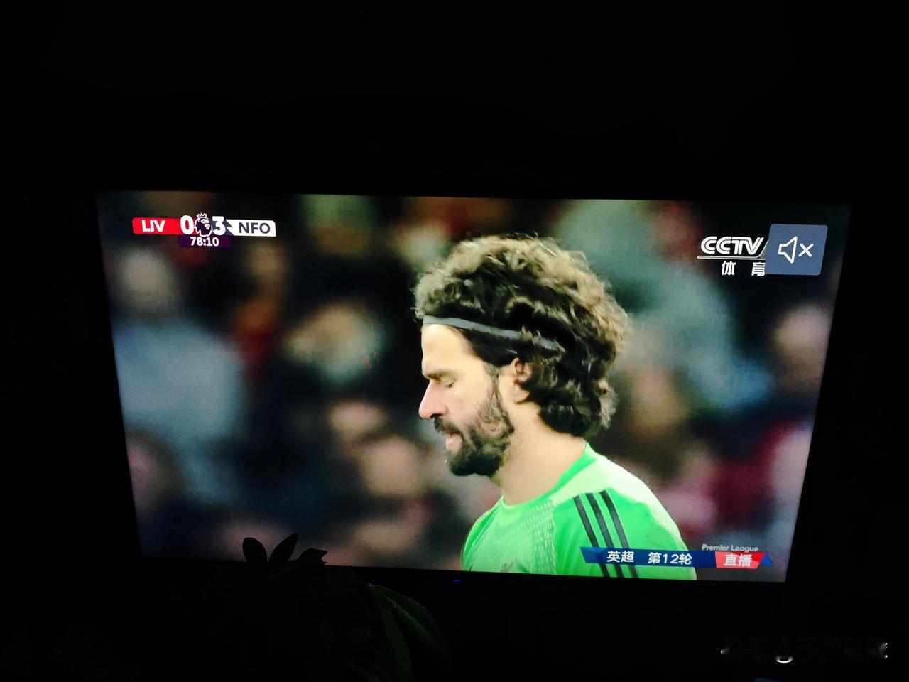 奉劝利物浦球迷一句，这个赛季不要熬夜了。熬夜看其他球队最多就是掉点头发，熬夜看利