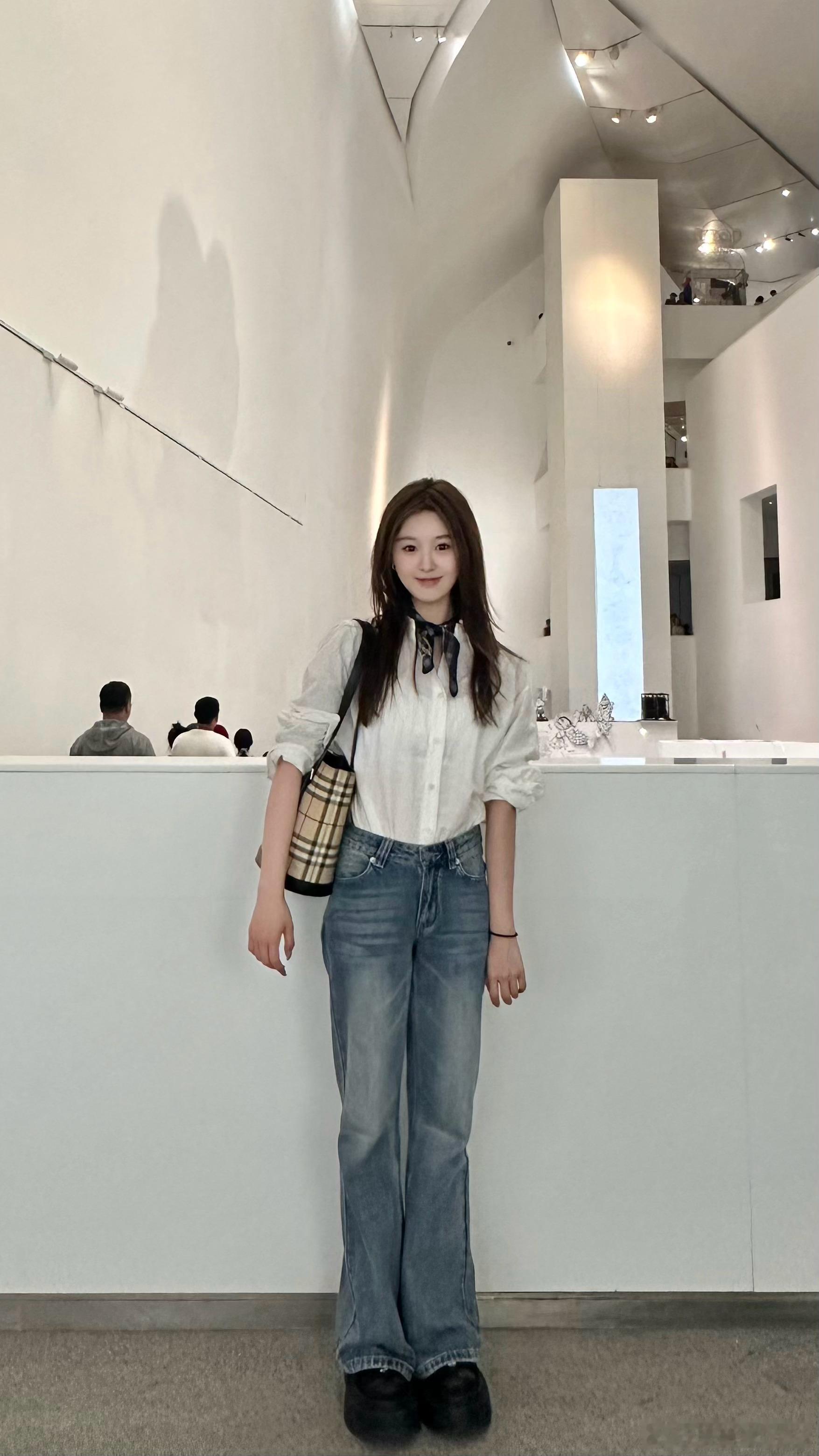 来看央美毕业展啦脆脆鲨的日记ootd穿搭央美毕业展​​​