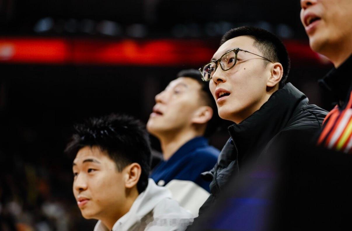 胡明轩广东男篮vs山东男篮🏀CBA联赛25-26赛季常规赛第6轮⛹️