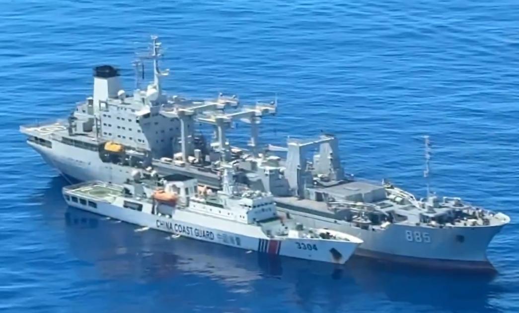 中国和菲律宾围绕南海黄岩岛及其邻近水域的种种博弈，注定将是一场持久战。而在拼持久