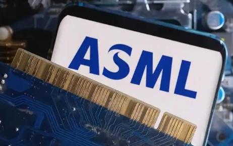 中国正式对涉及荷兰ASML光刻机的核心原材料、设备和关键企业实施最严出口限制，所