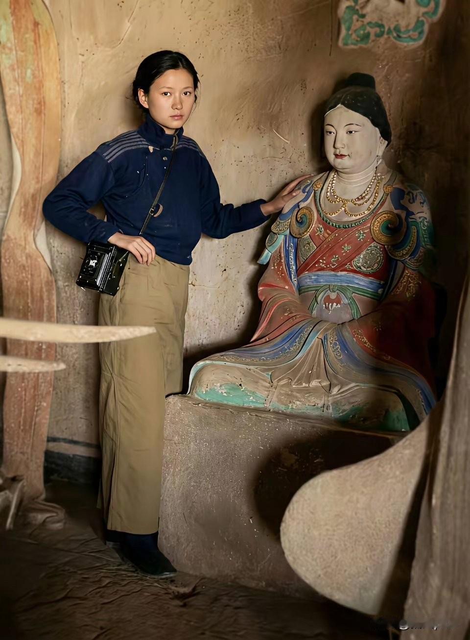 AI修复后的林徽因老照片。上世纪30年代的照片，距今已90多年。尽管AI美化了林