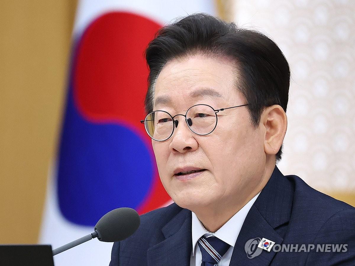 李在明这个人不简单，他已经着手开始修宪了。这次要改变的，是韩国的总统任期制度。众