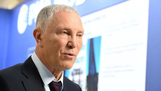 乌克兰在关键时刻，犯了大错！乌军袭击了一辆开往赫尔松的医疗车，目前车上的所有人员