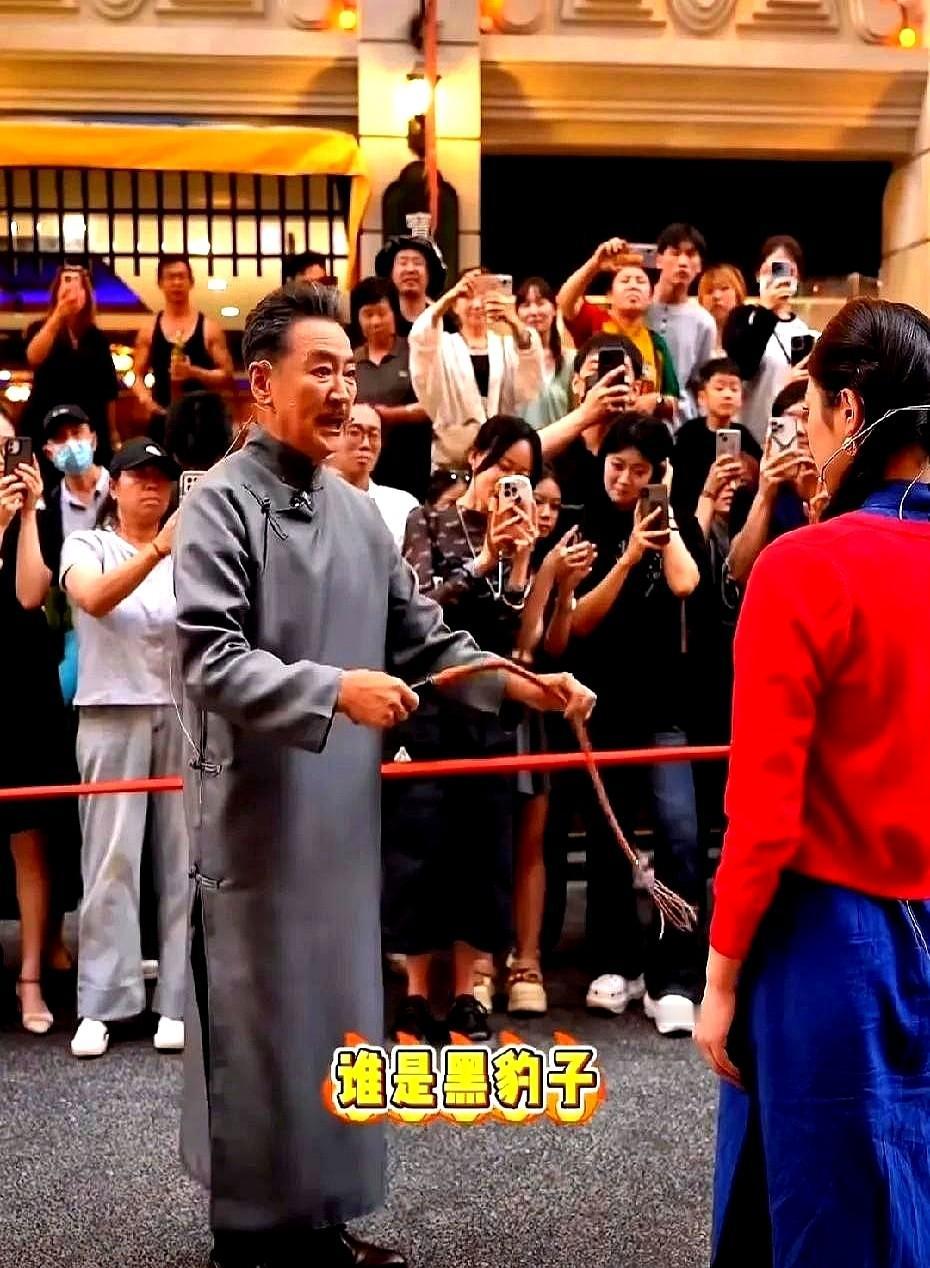 别再心疼马景涛摔倒了！最近刷到景区商演报价单才反应过来，明星为啥扎堆跑这种活
