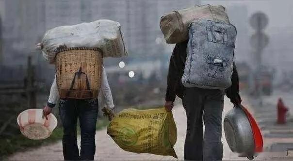 这就是现实！当你没钱过年回家的时候，就能理解当年项羽霸王为啥不肯过江东了。