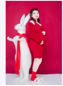 一边是国家鼓励生育，一边是朋友休完产假公司没了。众所周知，由于计划生育政策没有