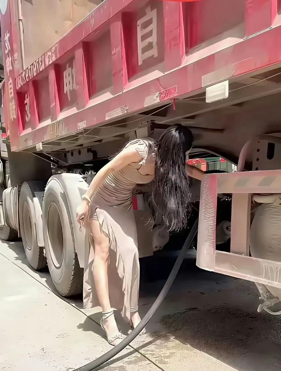 不懂就问，为什么很多跑货车的还要带女人？