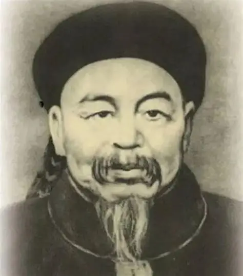 1885年，七十四岁的左宗棠在福州任内病逝，消息传来，整个晚清朝堂为之震动。这位抬棺西征、收复新疆百