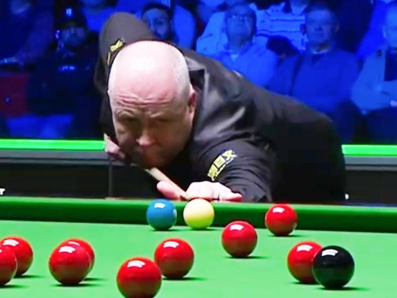 希金斯6-5战胜特鲁姆普，率先挺进球员锦标赛决赛！  北京时间2月21日晚