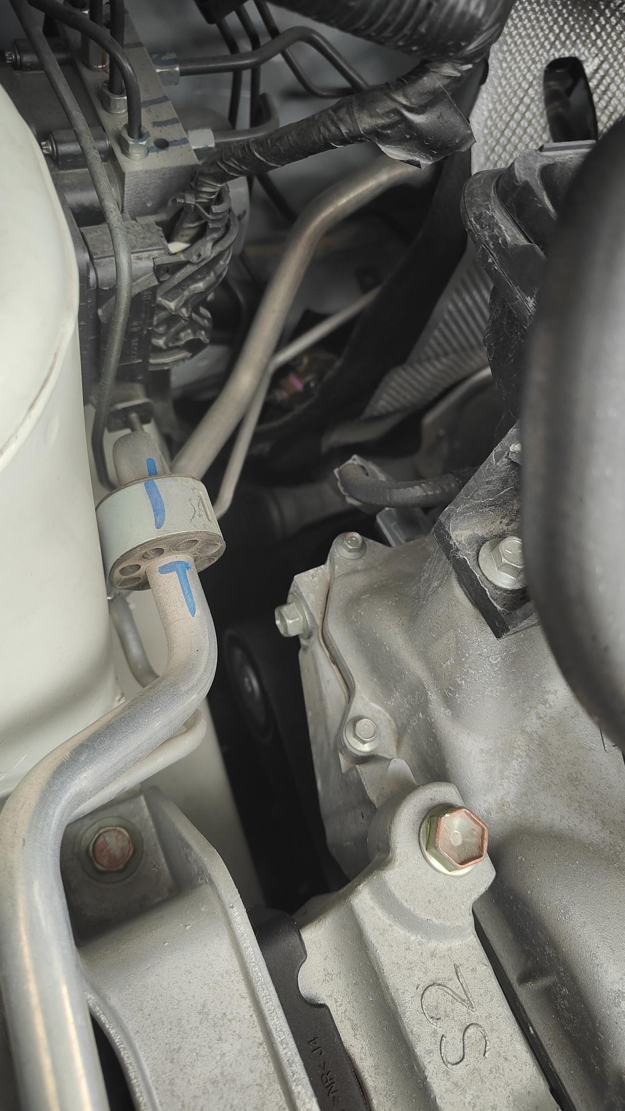 这根是不是空调管了