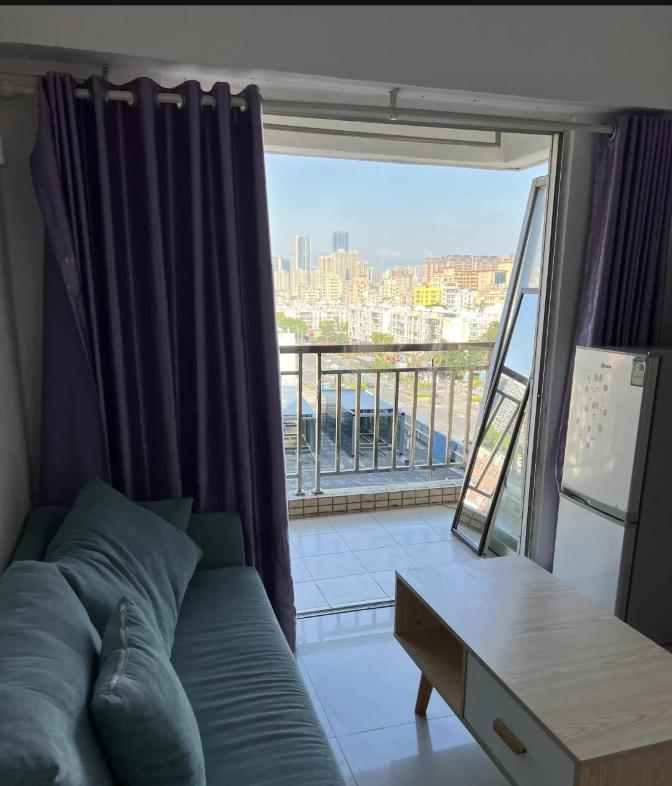 7年租客自己给空调加制冷剂，房东却说这是最大的亏损我租了7年房子。租客从2