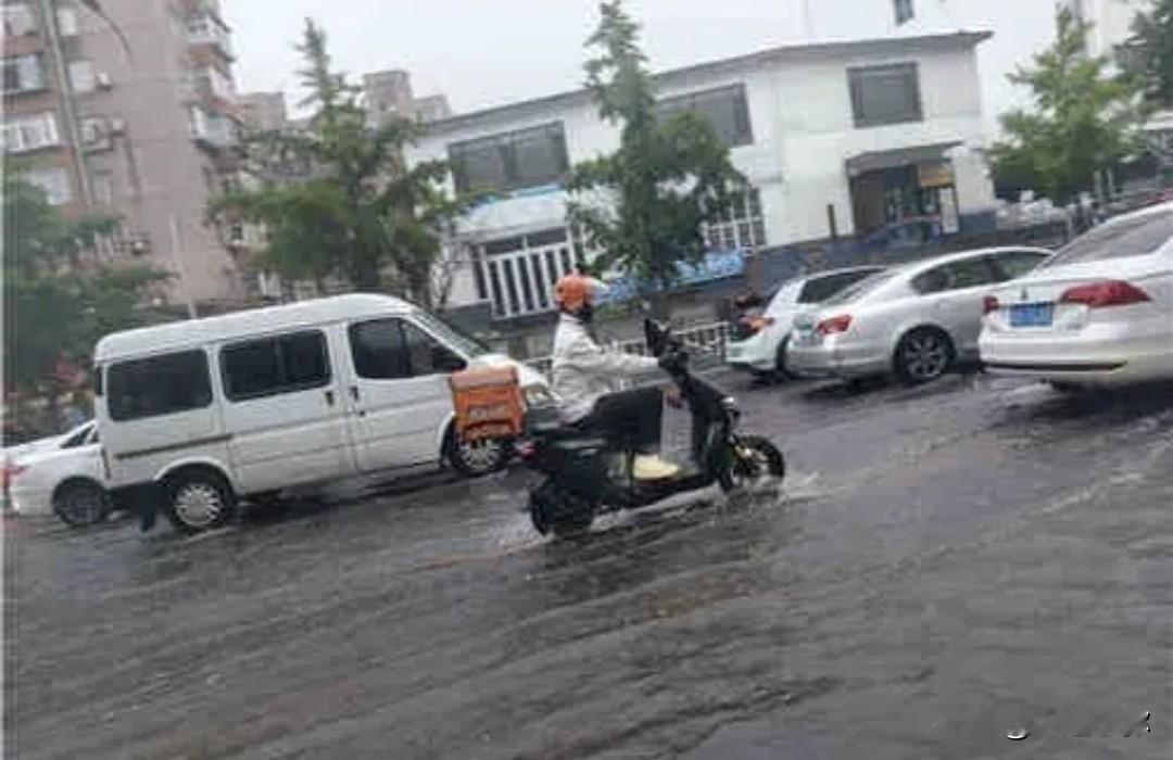 一边大雨一边暴晒！大连南北天气“两重天”，啥时候能全城降温？昨天大连出现有