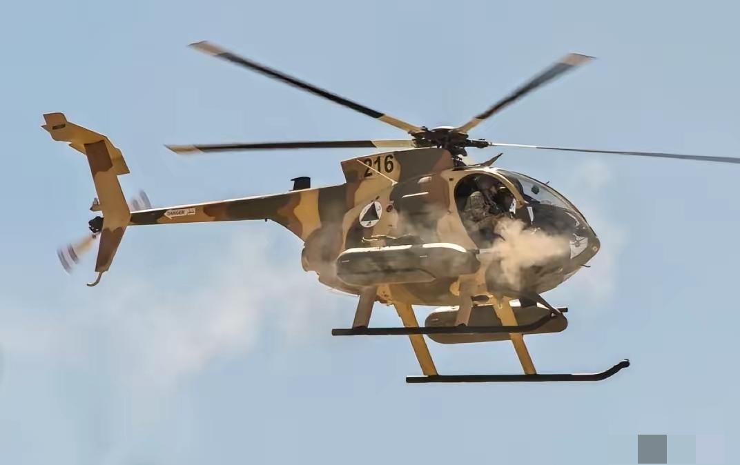 41年前（1983-1985年），朝鲜利用文件漏洞购买了86架美国直升机，上演