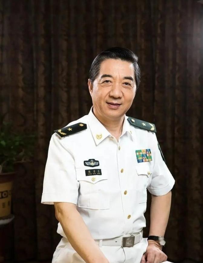 谢谢你张召忠！你真是伟大的预言家！2015年你就说过：“美国啥也不干，让东方大国