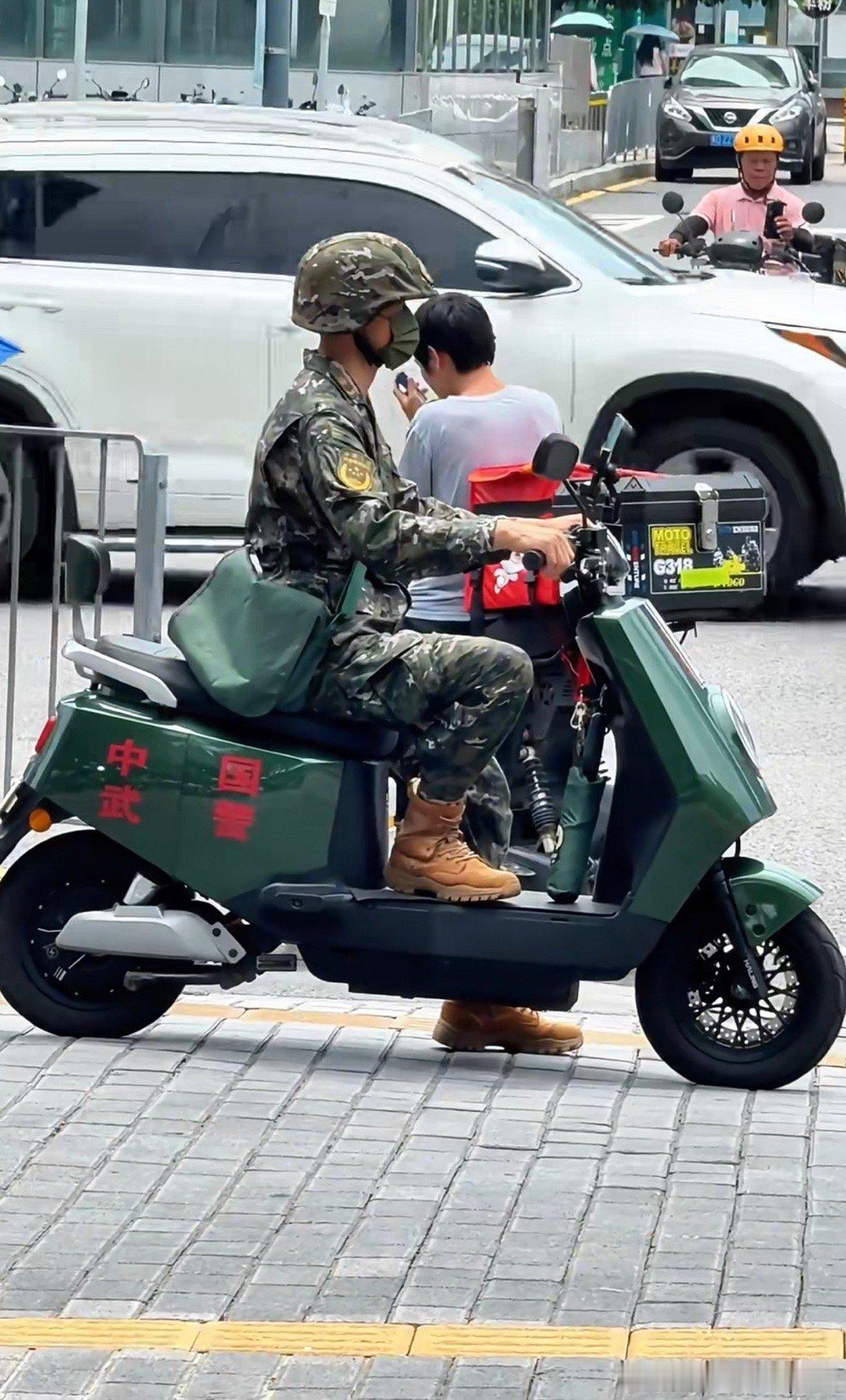 太帅了！我的老家深圳最亮的仔👍​​​