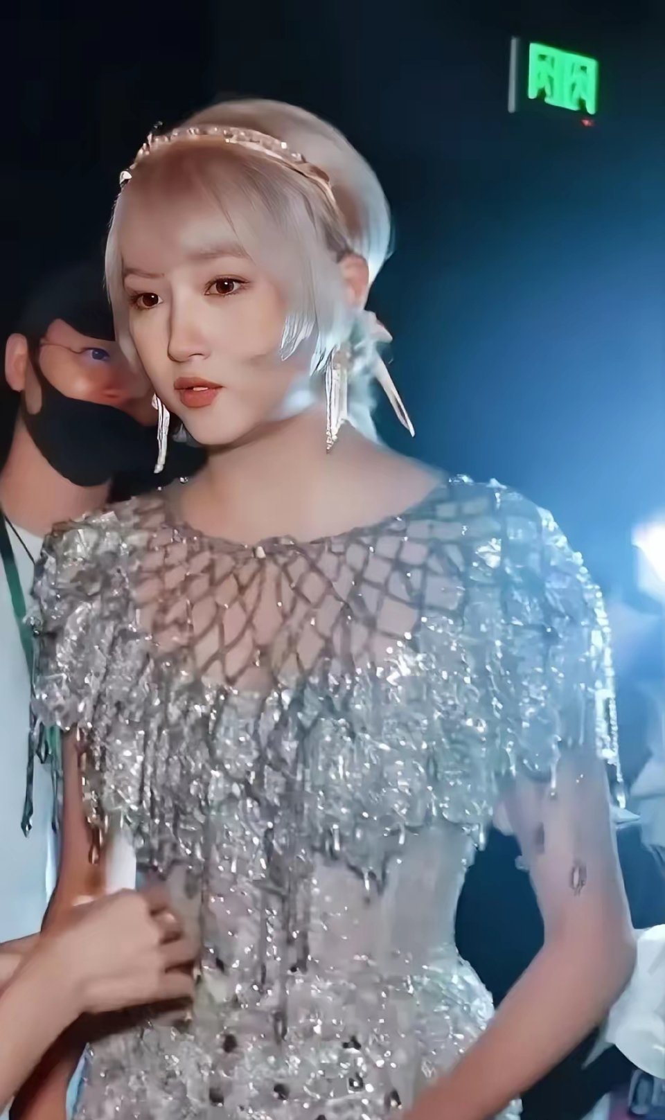 关晓彤啊关晓彤​实在不行你别演戏了，​我都看不下去了，你说说你眼光怎么那么毒辣呢