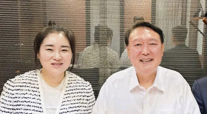 前总统在牢里没时间锻炼韩国前总统现在过得那叫一个惨！律