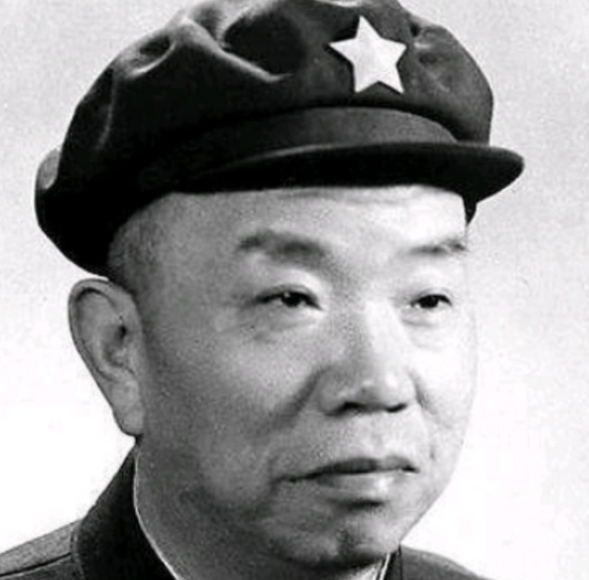 1968年，王树声大将正在机关食堂就餐，见一战士连打五份饭，王树声好奇上前询问，
