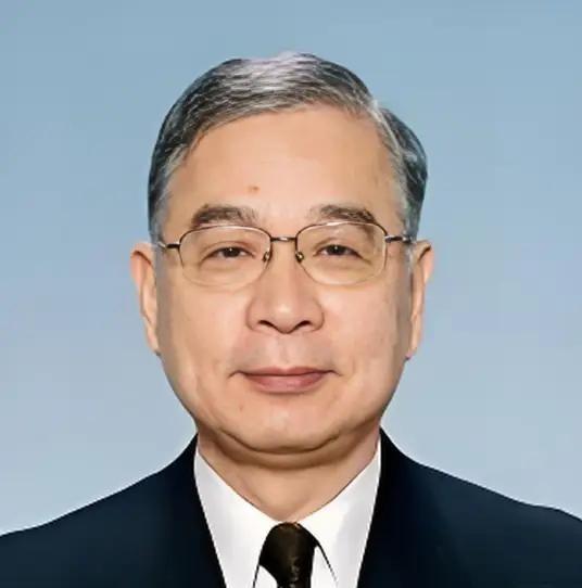 日本政坛曾冒出一句难得的清醒话，前驻华大使宫本雄二，专门给日本共同社写了篇文章，