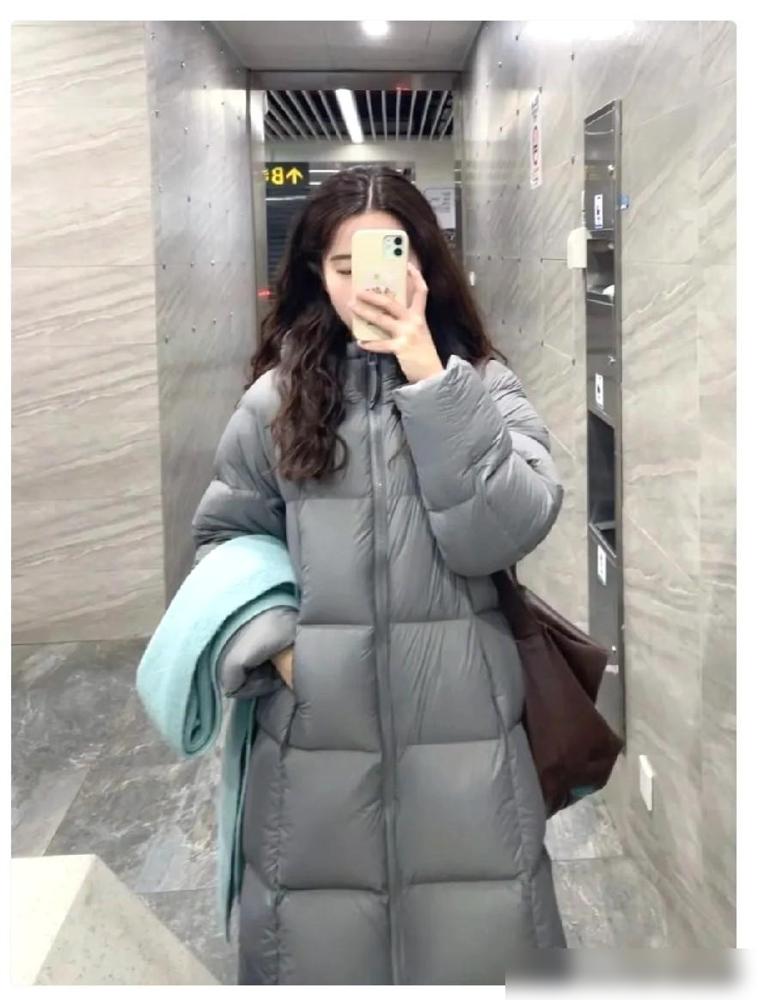 给所有女性提个醒，冬天买羽绒服，坚决不要买的羽绒服是——灰色羽绒服！