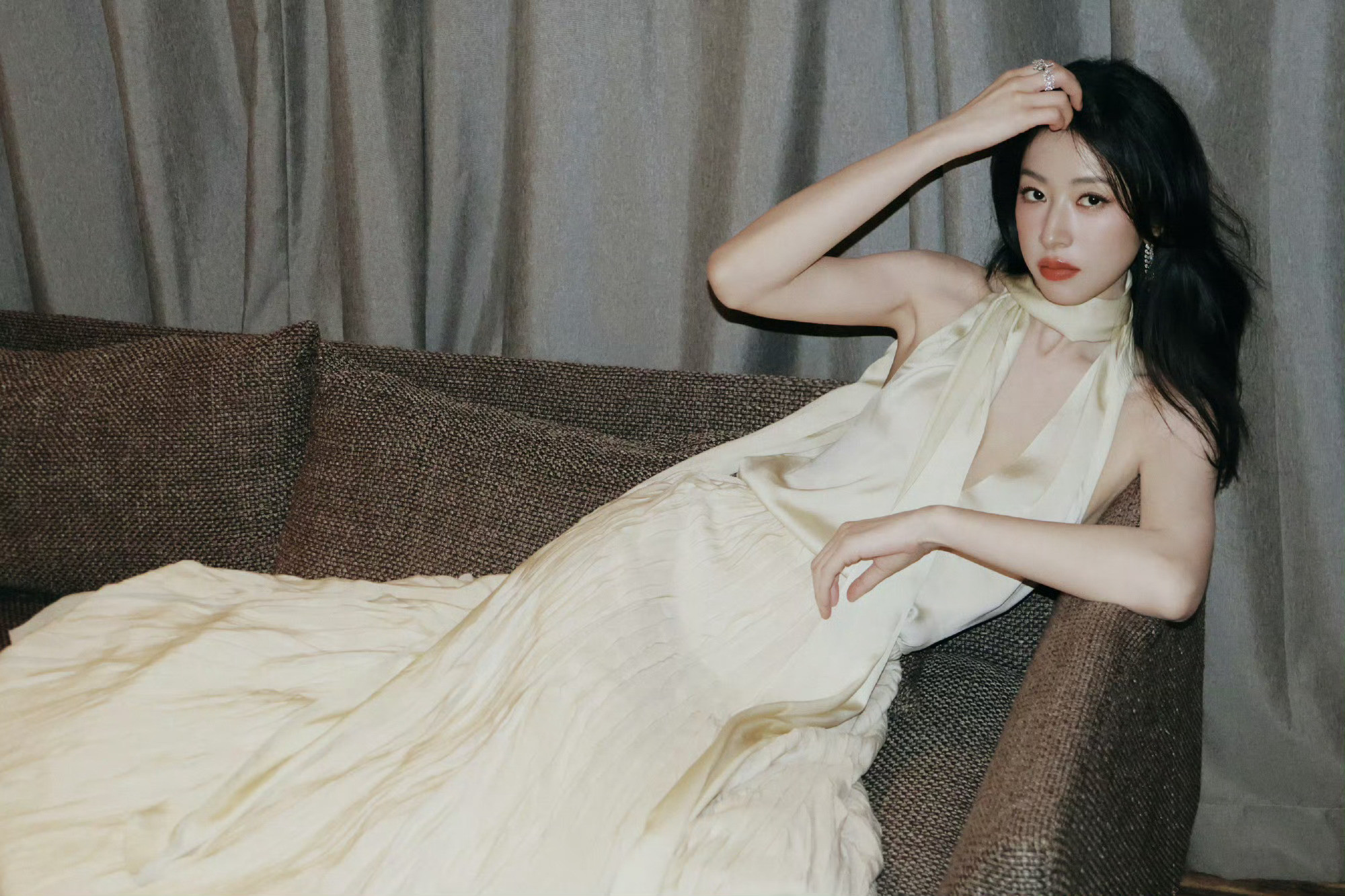 好喜欢最后一张🥰周雨彤自由的小蝴蝶