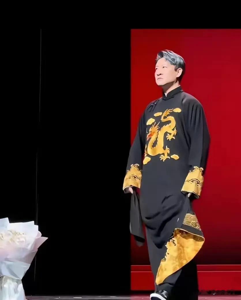 郭德纲出事不得不提曹云金有一种预感，这次曹云金会做点什么吧？其实，大家也