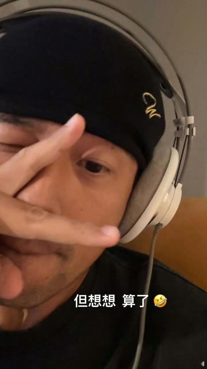 周杰伦把新专预告玩成连续剧了从录音室剧透到官宣档期，周董这波预告真的太有仪式感！