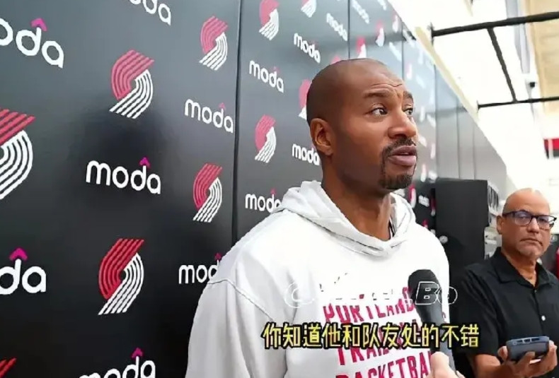 杨瀚森真的与周琦不一样，他到了开拓者队后很自信，所以与队友关系很融洽，这与周琦当