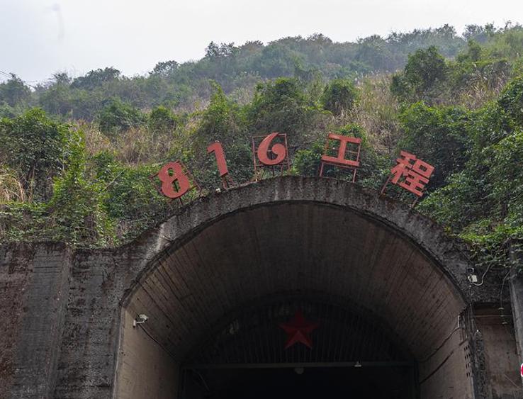 1963年，肯尼迪计划联合苏联，各自投一颗原子弹到罗布泊，将中国的核计划摧毁在摇