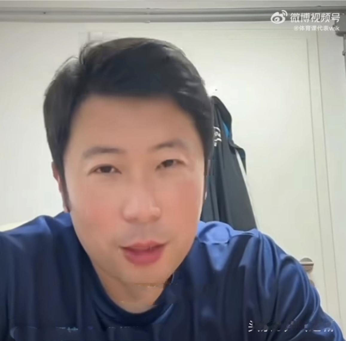 雷洋：樊振东加盟之后，世界各地球迷前来观赛，直接带动当地旅游吃住消费。杜塞尔多夫