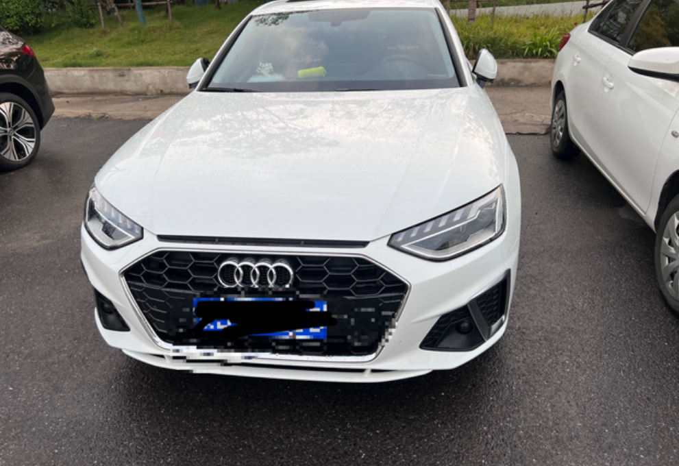 奥迪A4L的风采这台车到手快4个月了，简单说一下，车机系统，不管是CarPla